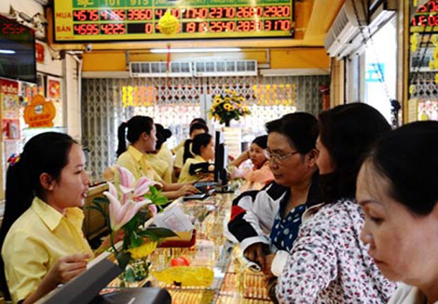 Giải mã đợt lao dốc mạnh của giá vàng
